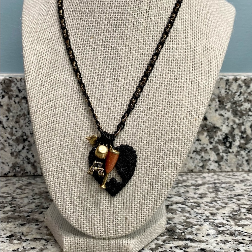 Betsey Johnson Paris collection necklace